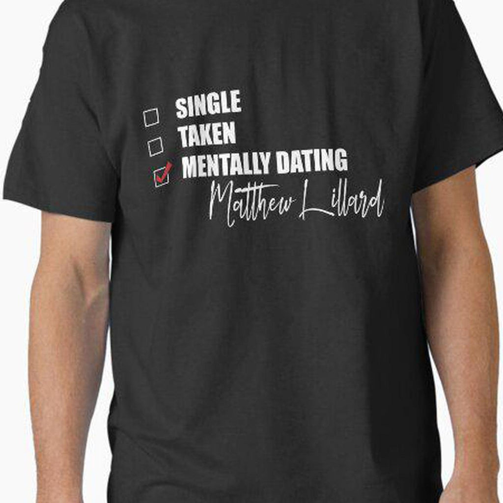 's & 's Matthew Lillard Fan T-Shirt - Single/Taken Dating Design with Iconic Face/Off Name Print - Retro Loose Fit Cotton Tee for Casual Wear & Iconic Movie Role Outfits