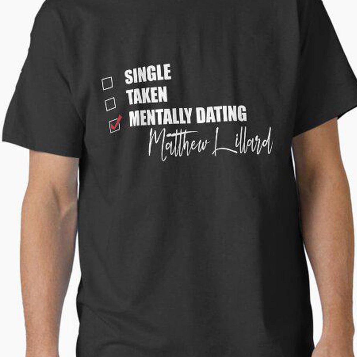 's & 's Matthew Lillard Fan T-Shirt - Single/Taken Dating Design with Iconic Face/Off Name Print - Retro Loose Fit Cotton Tee for Casual Wear & Iconic Movie Role Outfits