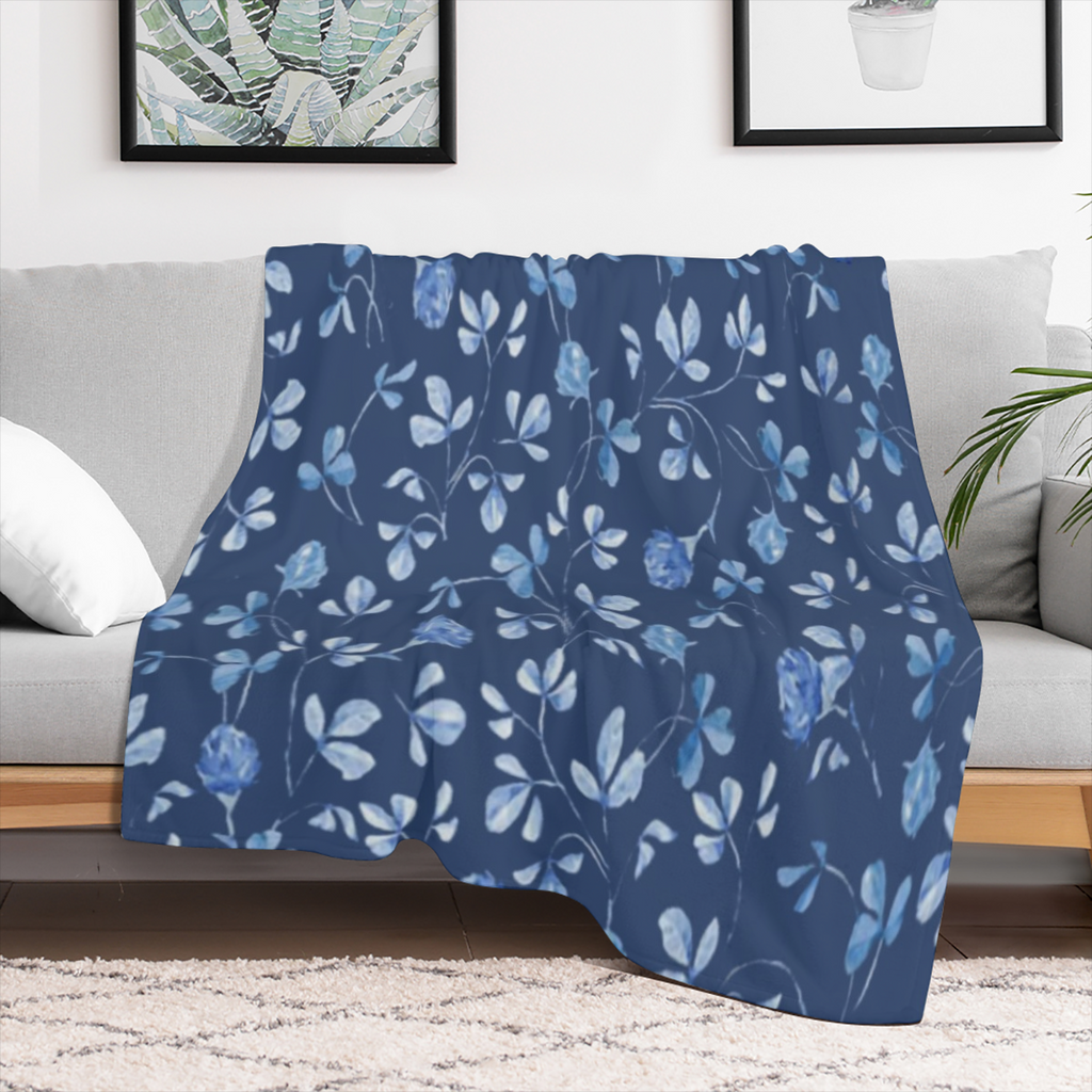 Blue Throw Blanket, Navy Blue Floral Flowers Throw Blanket, Decorative Soft Cozy Flannel Blanket for Home Bed Sofa Couch Chair