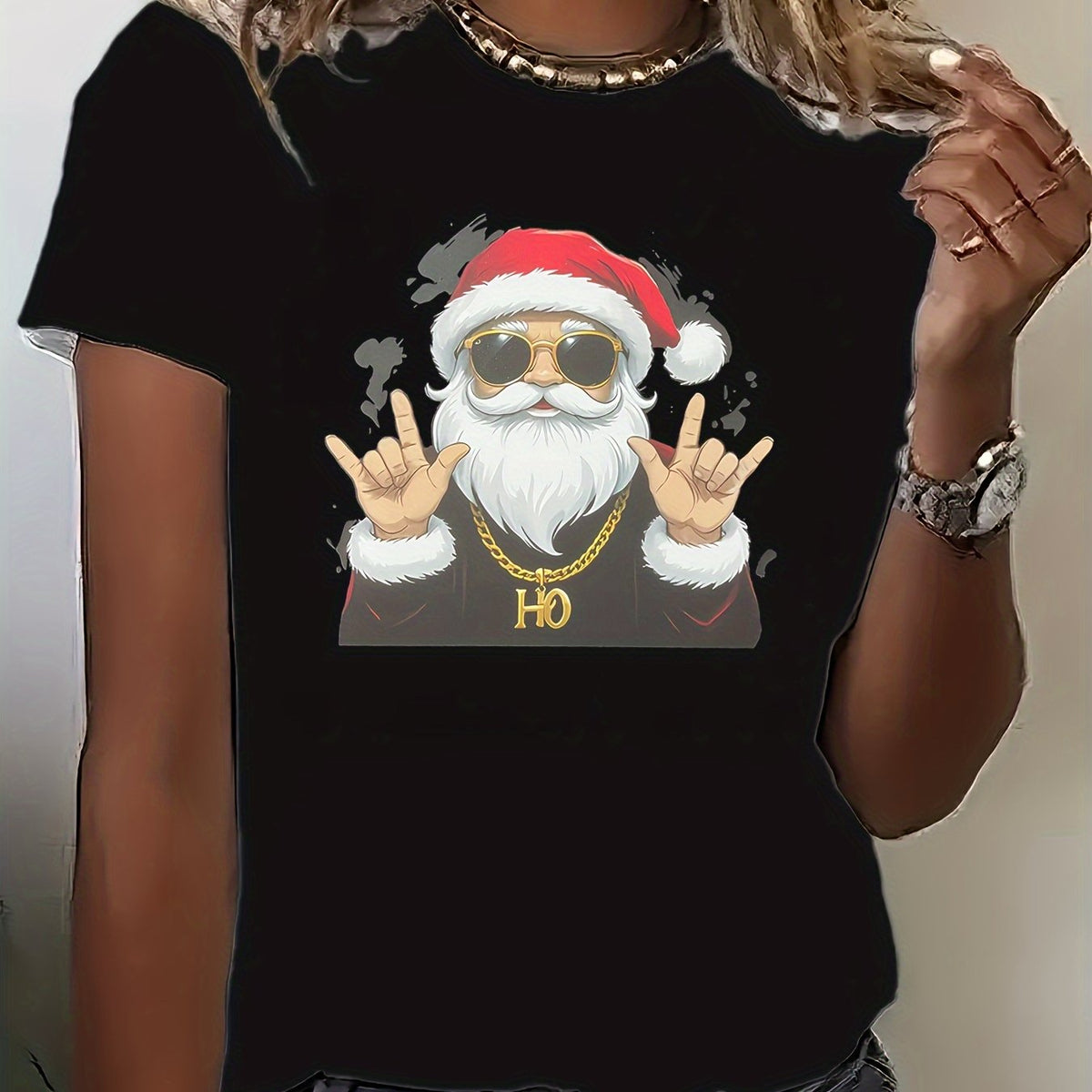 Women's Christmas Santa Claus Graphic T-Shirt - Black with Red & Golden Holiday Santa Print, Short Sleeve Comfortable Casual Tee for Xmas Parties, Family Gatherings, Everyday Outfit - Festive Wear Top