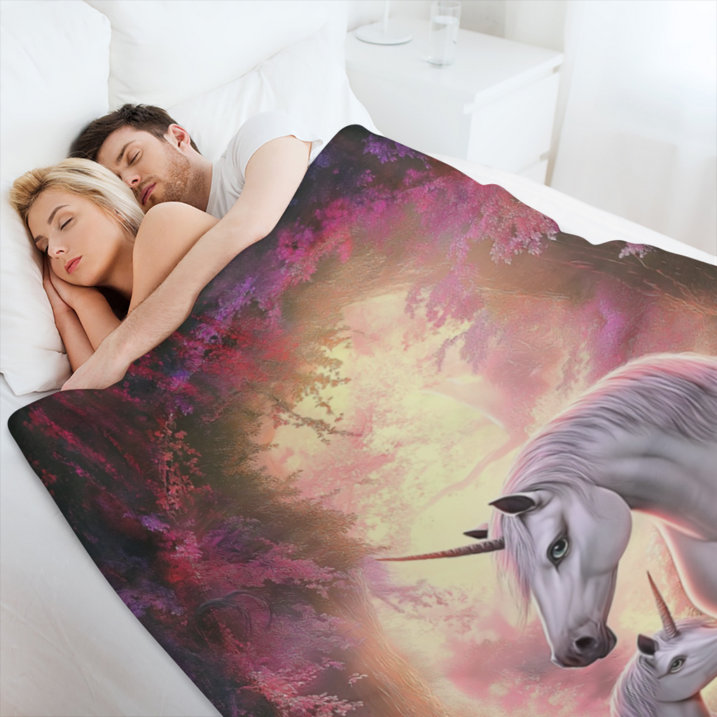 1pc Cozy Vibrant Unicorn Flannel Throw Blanket - Soft, Plush, and Warm Throw Blanket for Travel, Sofa, Bed, and Office - Perfect Birthday and Holiday Gift for Boys, Girls, and Adults