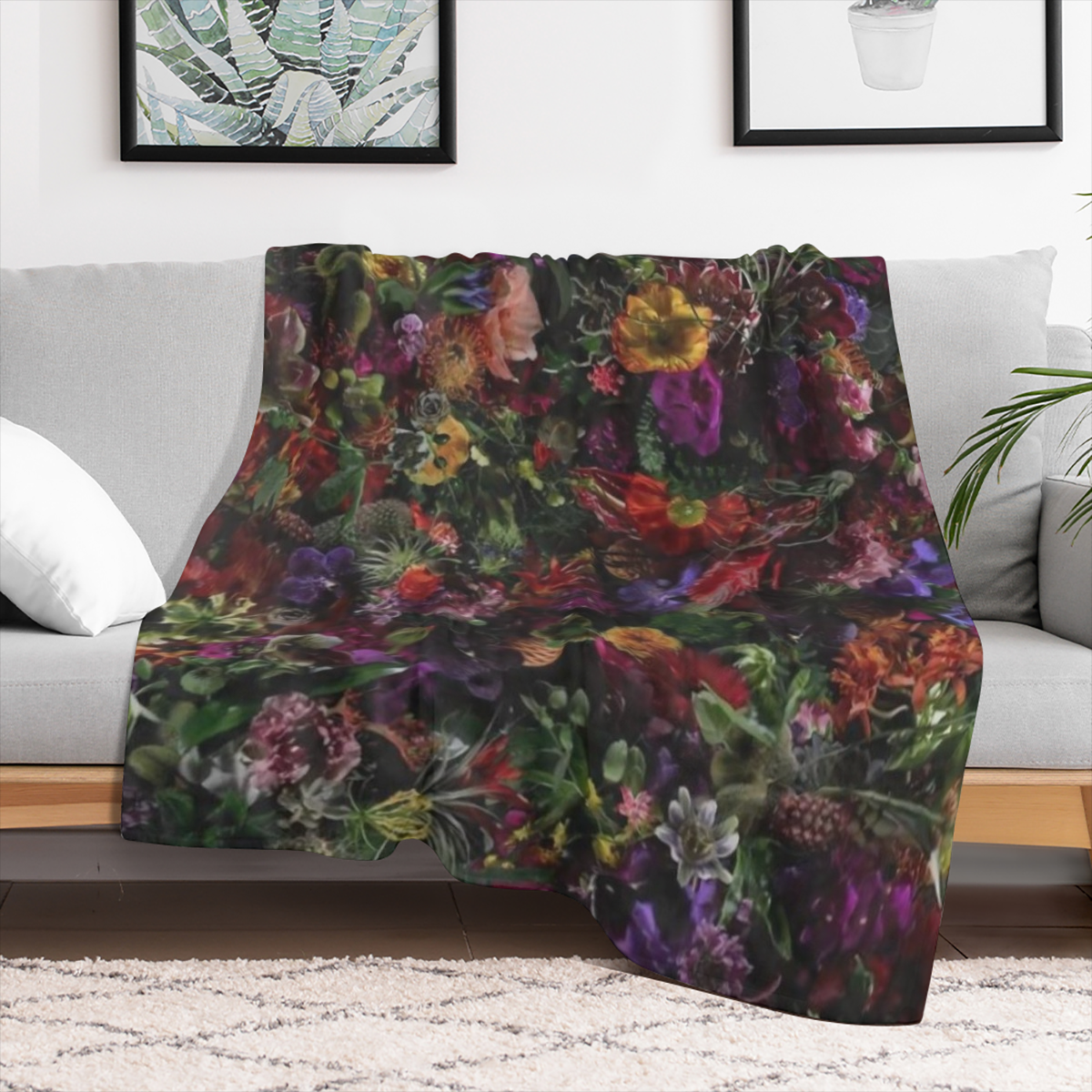Cozy vintage floral flannelette blanket - soft, warm and versatile for sofas, beds, offices, camping and travel - the perfect gift for birthdays and Christmas