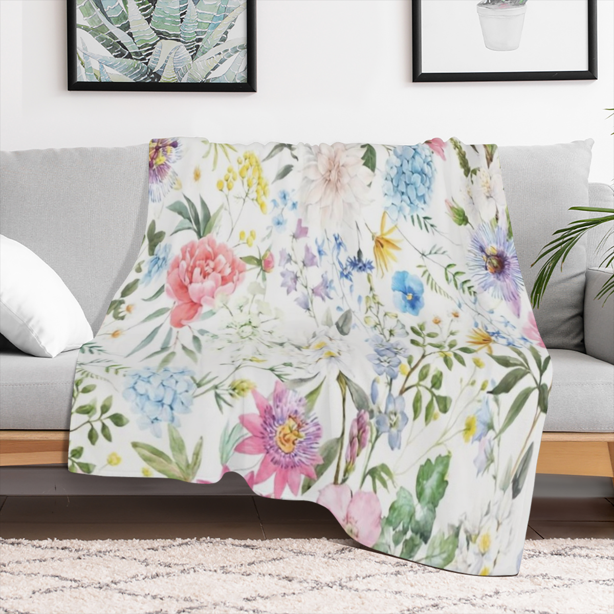 1pc Ultra- Cozy Super- Soft Floral Throw Blanket - Year- Round Comfort Companion for Sofa, Bed & Office, Perfect Home Decor & Gift for Girls & Adults
