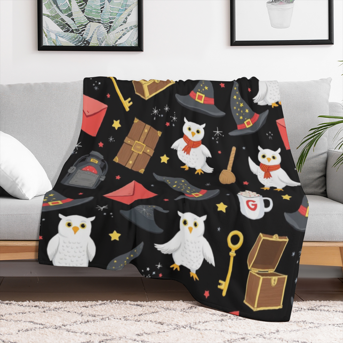 Cozy Black Cat Flannel Throw Blanket - Soft, Warm, and Stain-Resistant for Couch, Bed, Office, and Travel - Versatile All-Season Gift