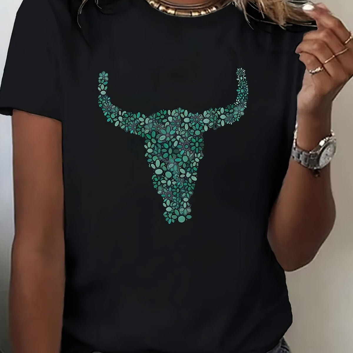 Women'S Crew Neck Casual Top for Summer, Classic And Simple, Fashionable And Versatile Women'S Clothing Bull Pattern Design