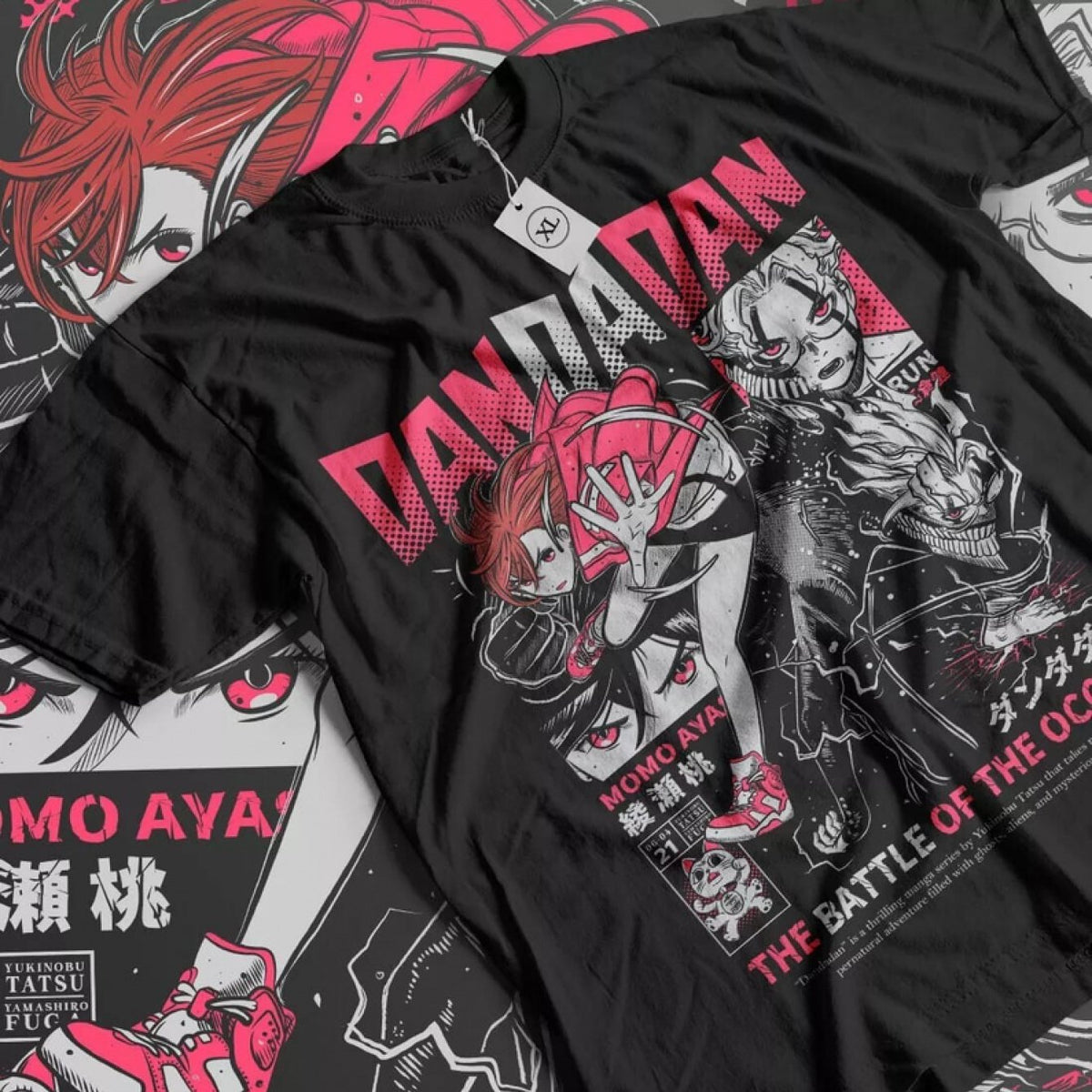 Chemise Graphique Anime Dandadan Okarun & Momo Ayase - T-Shirt Manga Japonais Noir avec Texte RED DAN DAN - Vêtement Cosplay Décontracté pour Adultes - Linge de Machine, Vêtements Anime