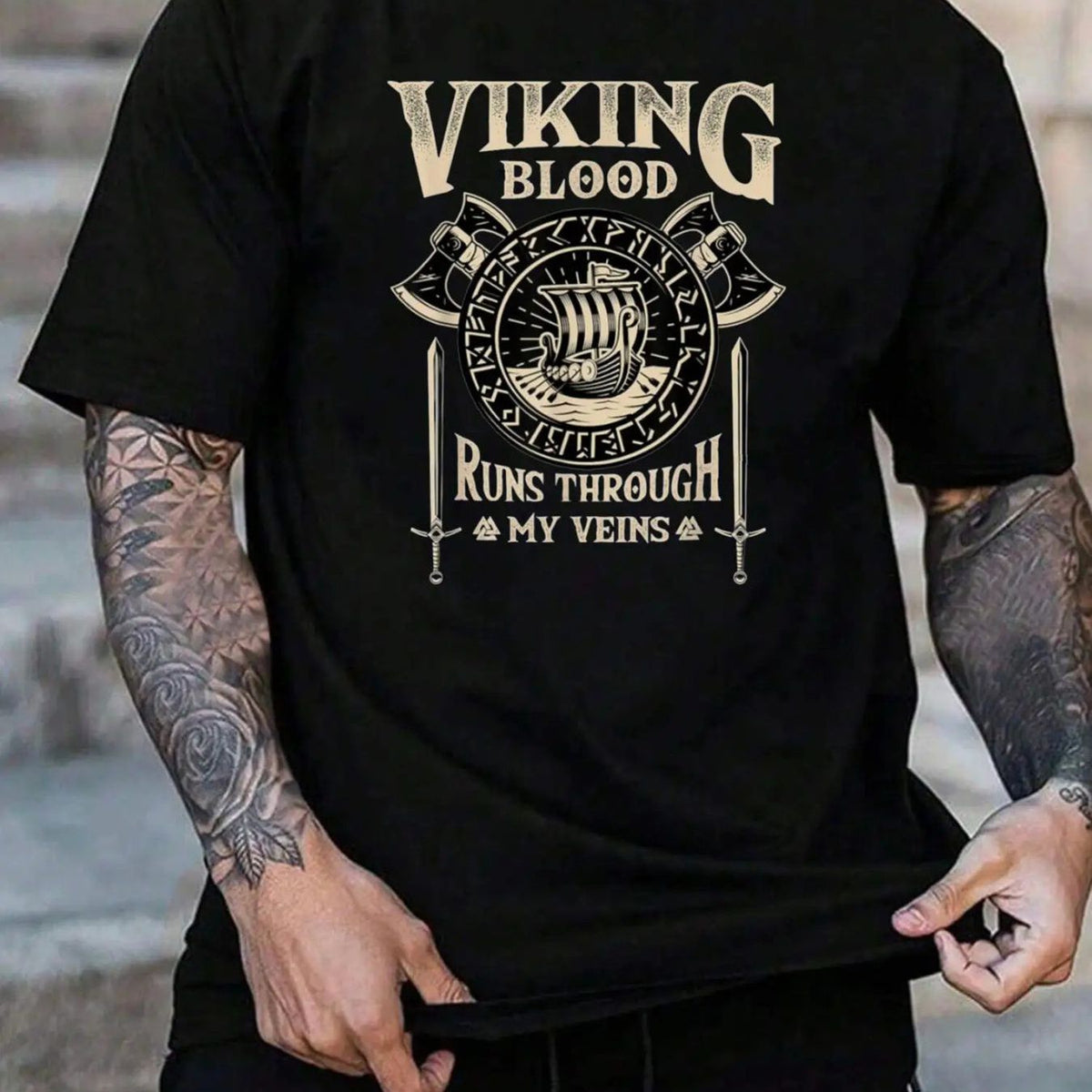 Men'S Blood Runs Through My Veins T-Shirt - Norse Mythology Helmet & Sword Graphic, Crew Neck, Bold Design with Rune & Shield Print, All-Season Casual & Outdoor Wear Gym, Hik Gifts
