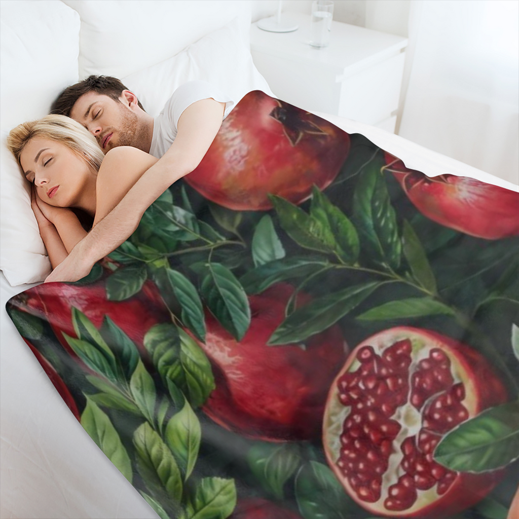 Cozy vintage pomegranate flannelette blanket - soft, warm and versatile, perfect for sofas, beds, cars, offices, camping for all seasons
