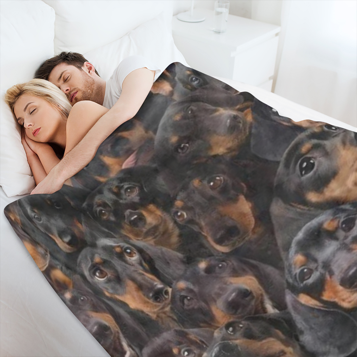 Launch The 1pc Dachshund Dog Throw Blanket a Gift for Dachshund Lovers a Flannel Blanket for Dog Moms And Dads a Soft Blanket for Sofa Beds Perfect for Halloween And Christmas Gifts