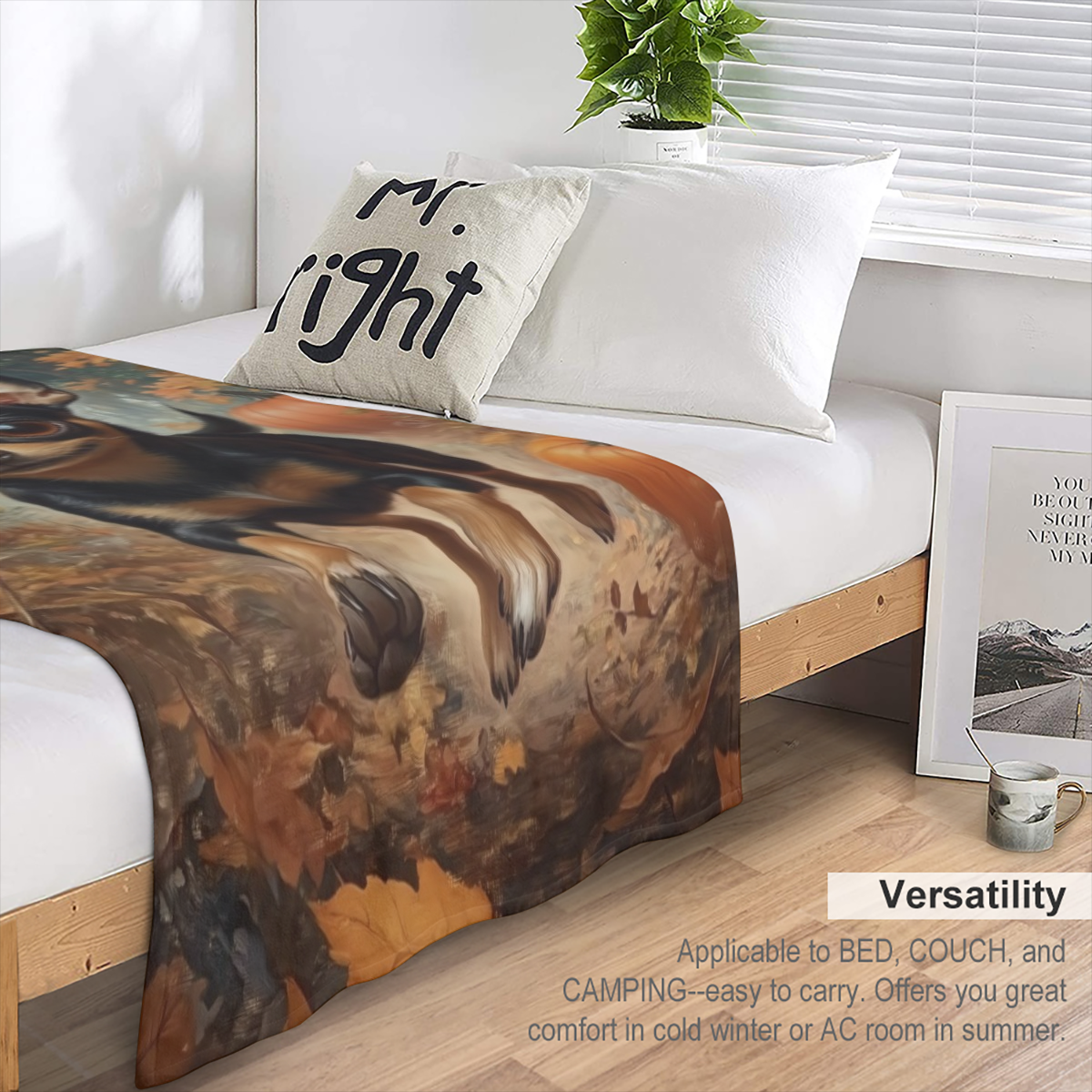 1pc Cozy Flannel Blanket with Charming Chihuahua Design - Soft, Multifunctional Throw for Outdoor Adventures, Home Decor, and Holiday Celebrations (Autumn-Themed)