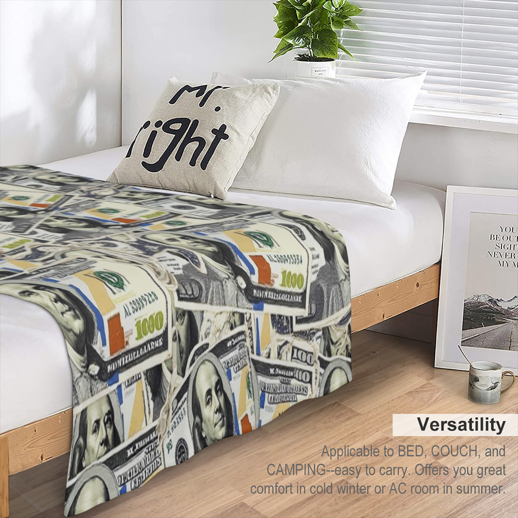 Cozy & Versatile Micro Flannel Throw Blanket - Geometric Pattern, Soft & Lightweight for All Seasons, Perfect Gift for Family and Friends