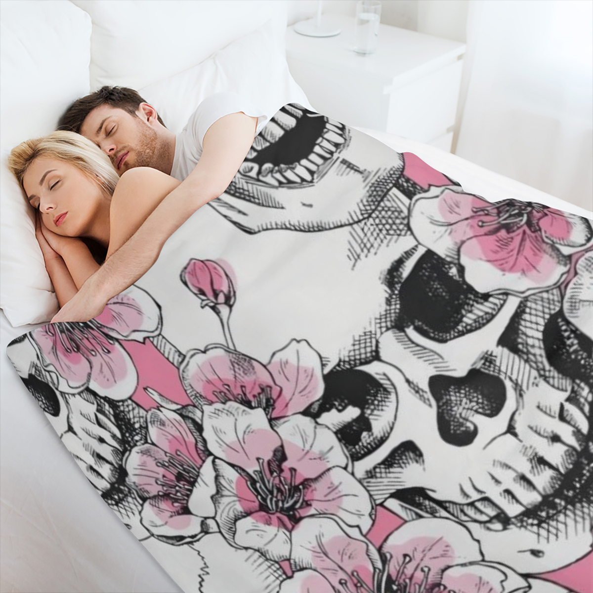 Bohemian Style Skull and Sakura Cherry Blossom Printed Flannel Throw Blanket Soft Tear Stain Resistant All-Season Quilted Multipurpose Polyester Knit Throw with Machine Washable for Couch and Bed Deco
