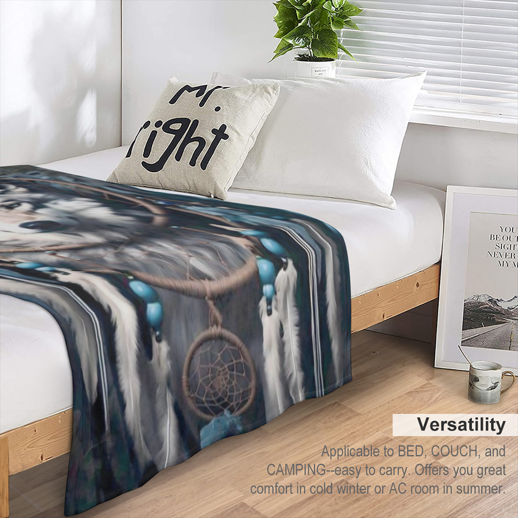 1pc Native American Wolf Dreamcatcher Design Flannel Blanket - Cozy Lightweight Throw with Feathers Beads Ideal for Bed Sofa Living Room Office Decor - All-Season Gift White