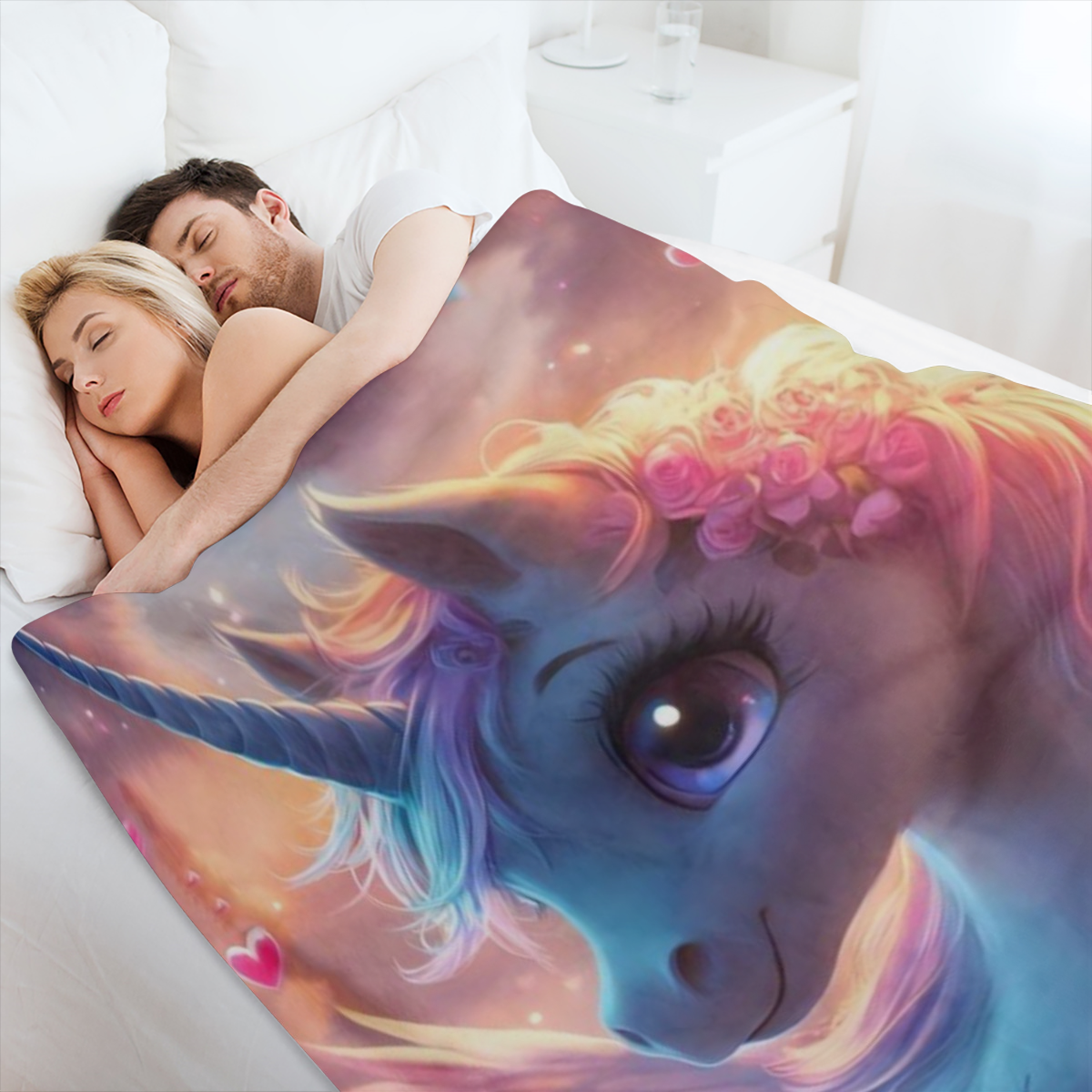 1pc Mythical Creature Design Throw - Cozy Knitted Polyester Flannel Blanket for Couch, Sofa, Travel, Living Room, and Office - Digital Printed Warm Fleece Cover, Perfect Gift for Family or Friends