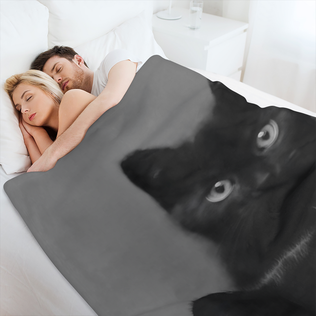 Cozy Black Kittens Flannel Throw Blanket - Soft, Warm & Allergy- Friendly for Couch, Bed, Office, Camping Versatile Gift for All Seasons