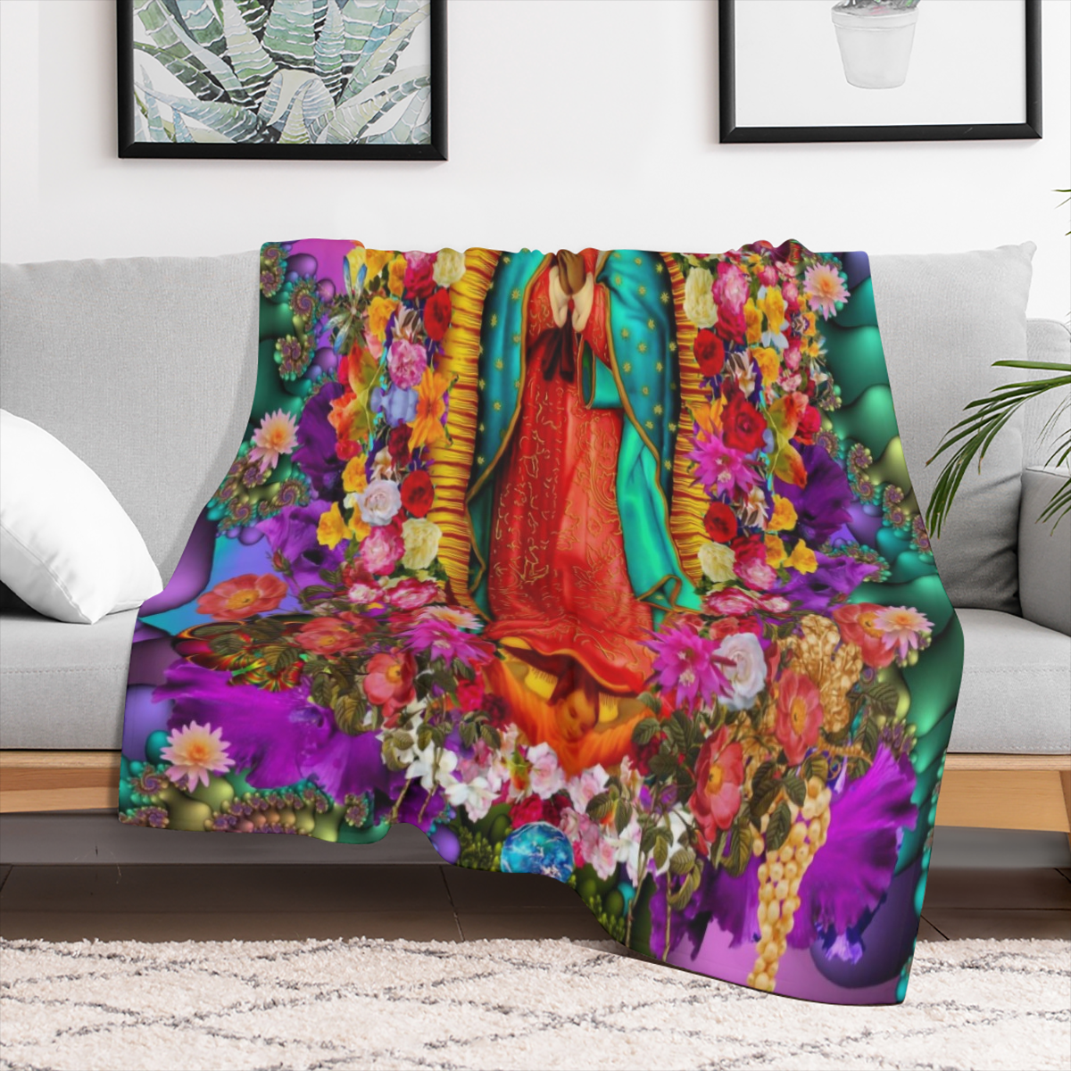 1pc Our Lady of Guadalupe Flannel Blanket Blanket for all seasons, a comfortable warm soft travel blanket