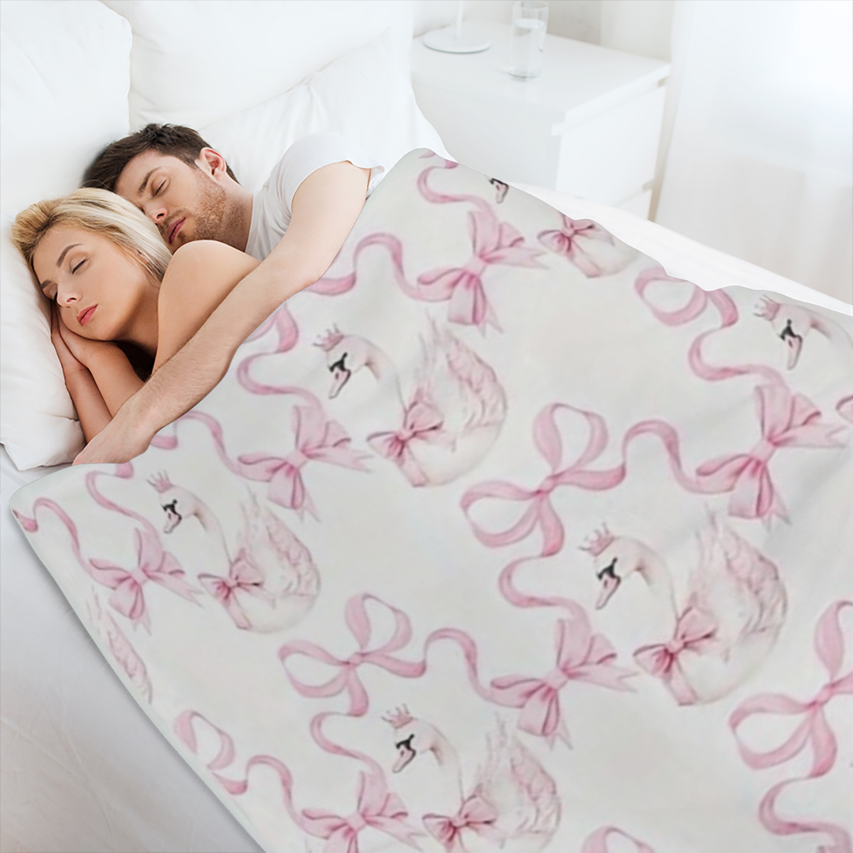 Elegant White Swan Pink Bow Design Flannel Blanket - Soft Polyester Contemporary Room Decor for Bed Sofa All-Season Use 250-300 g Bedroom Decor Elegant Room Accent Smooth Texture