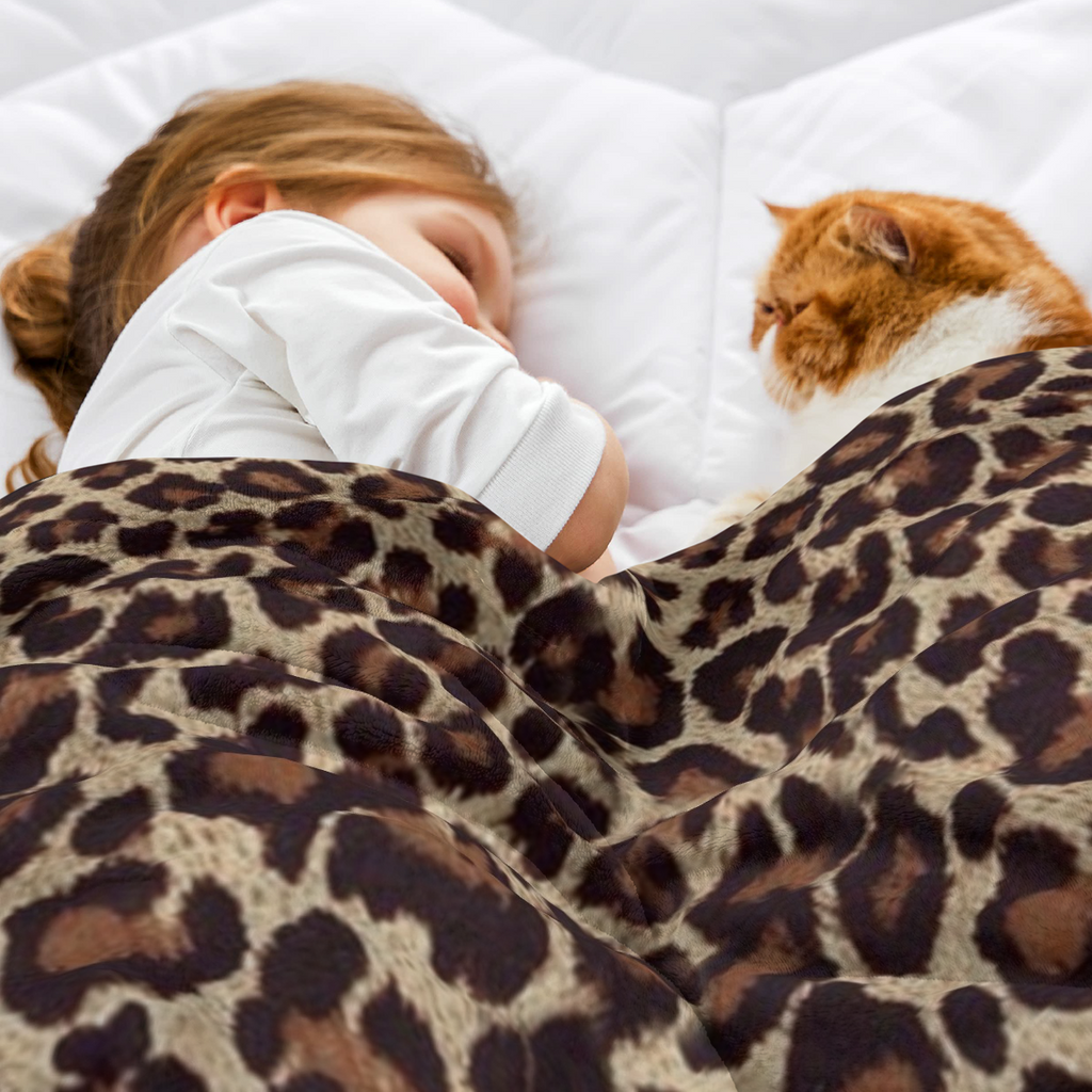 Luxurious Leopard Print Flannel Blanket - Super Soft Thick All-Season Bedspread, Beige & Brown Black Spots Design, Plush Cozy Bedding for Bedroom, Living Room, Dorm, Travel - Neutral Animal Print in B