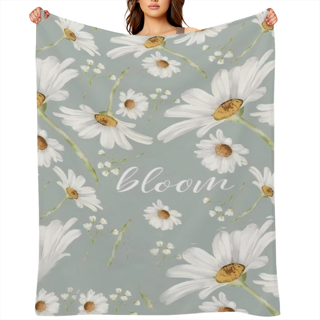 Cozy Daisy Pattern Soft Flannel Throw Blanket - All- Season Comfort Knit Polyester Lightweight Digital Print TV Blanket for Sofa 200- 250g Square Weight