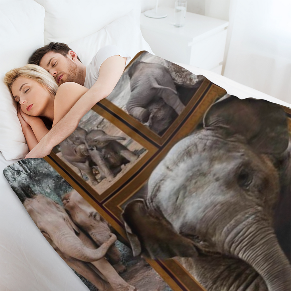 Cozy Elephant-Themed Flannel Throw Blanket - Soft Warm and Perfect for Couch Bed Office or Travel - Ideal Gift for Friends