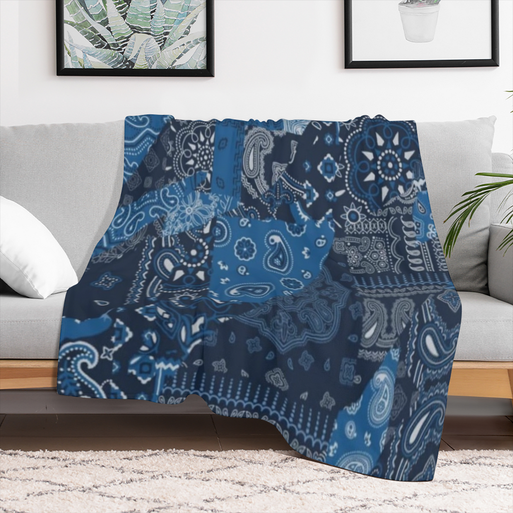 Blue Bandana Paisley Style Blanket Soft Warm Fuzzy Fleece Blanket Lightweight Throw Blanket for Couch Bed, Fashion, 280GSM CozyFlannel MultiSizes, 4 Sizes Available ( 30x40in 40x50in 50x60in 60x882in)