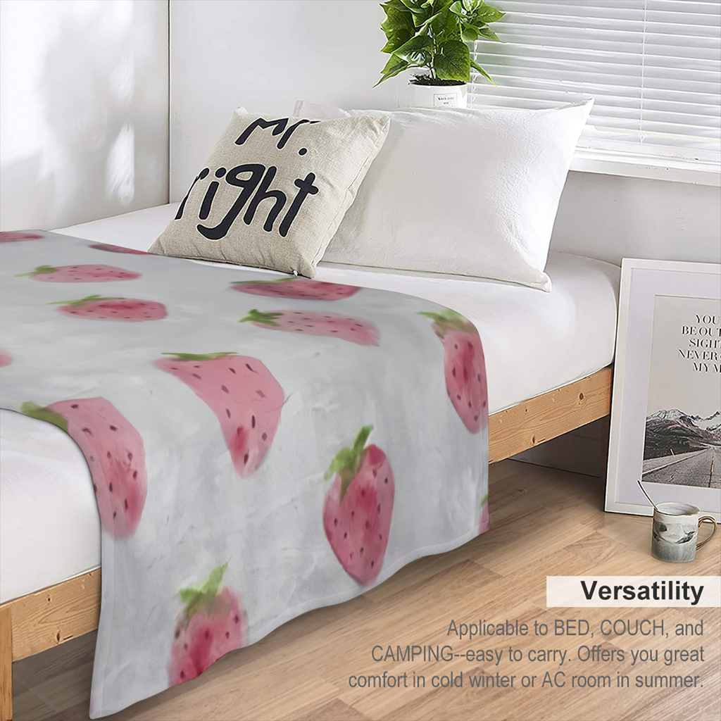 Sweet Strawberry Style Ultra-Soft Microfiber Blanket with Fresh Strawberry Pattern, Lightweight & Cozy, Perfect for Sofa, Bed or Chair, All-Season Use, Modern Design with Vibrant Pink Strawberries on