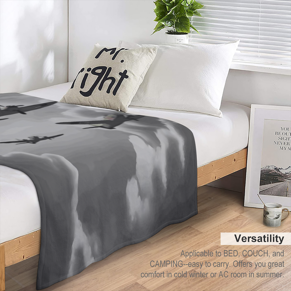 Ultra-Soft Plush WWII Airplane Throw Blanket - Cozy Flannel Reversible All-Season Comfort for Couch Bed