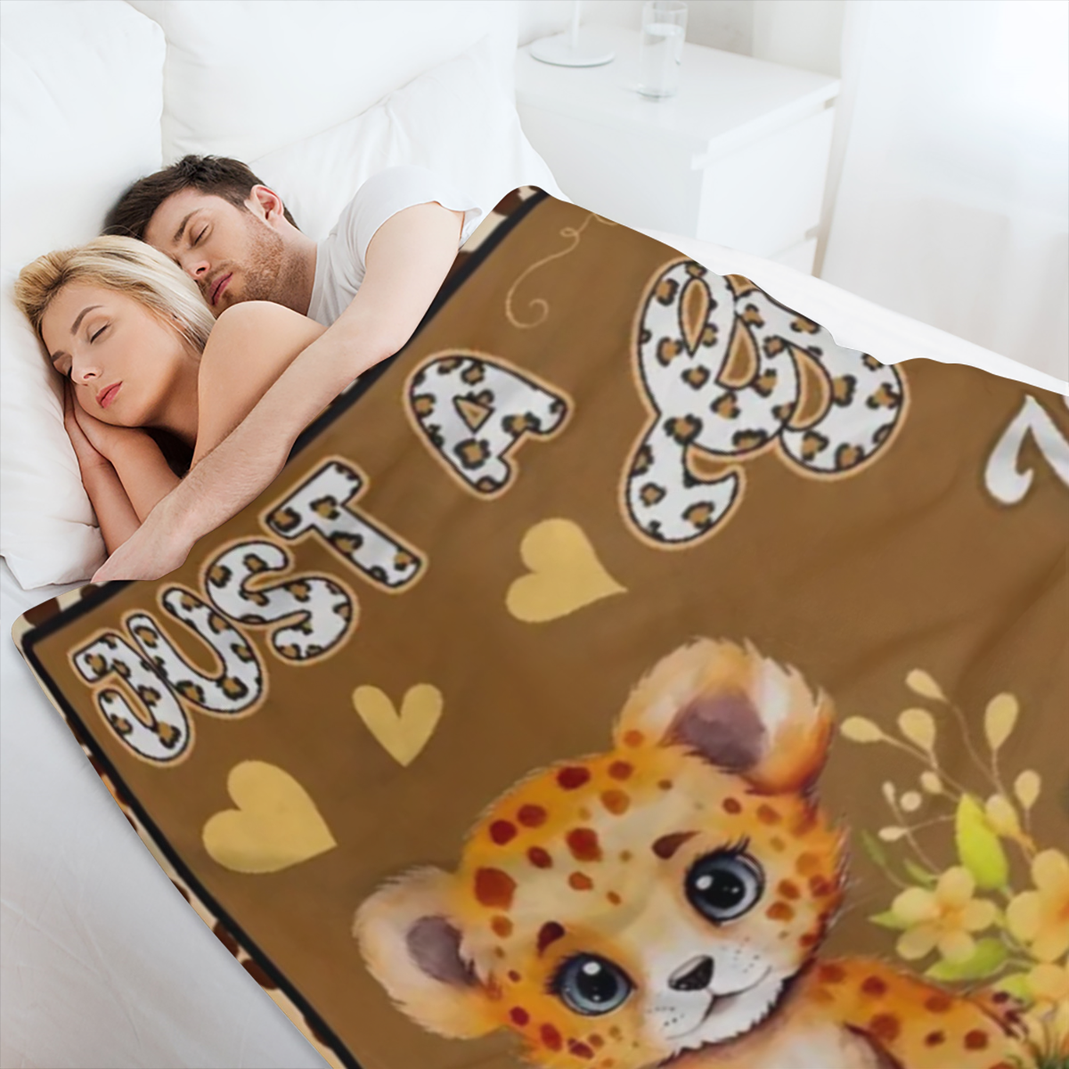 Cheetah- Themed Flannel Blanket Multi- Size Cozy Throw for All Seasons Soft Polyester, Machine Washable Leopard & Sunflower Print Ideal Gift for Cheetah Lovers Suitable for Bed & Couch Perfect for Bir