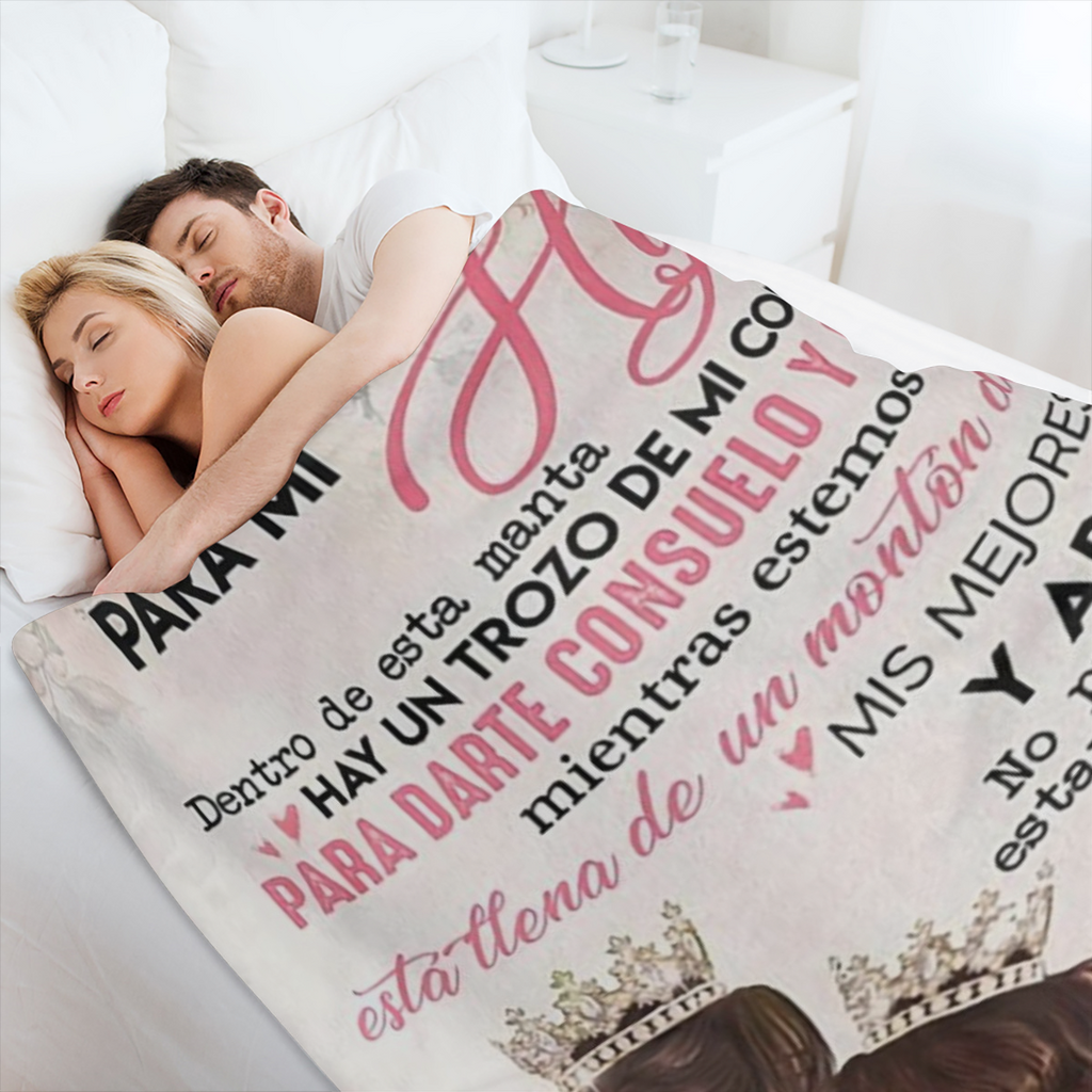 1pc Fleece Blanket for Daughter - ' Te Quiero Mama' Cozy Woven Throw with Floral Design, Spanish & English Text Perfect Gift for All Seasons, Camping, or Home Use, Blanket