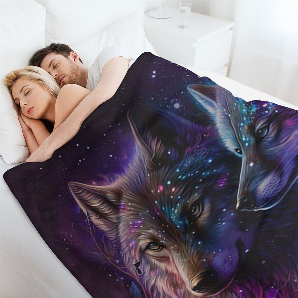1pc Fashion Blanket, Wolf Starry Sky Print Flannel Blanket, Soft Warm Throw Blanket Nap Blanket For Couch Sofa Office Bed Camping Travel, Multi- purpose Gift Blanket For All Season