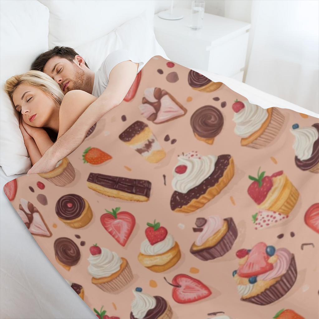 Cream Cake And Strawberry Blanket, Soft Flannel Throw Blanket for Couch, Bed, Travel, Living Room And Home Decor, Lightweight Fuzzy Cozy Warm Blankets for Adults Men Women