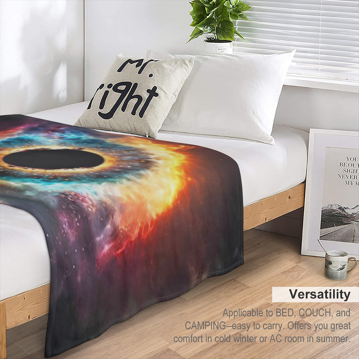 A modern cosmic Eye Black hole print soft warm knitted polyester blanket, tear resistant, allergen immune, suitable for sofa, bed, office, camping, travel, four seasons gifts - 200- 250 grams