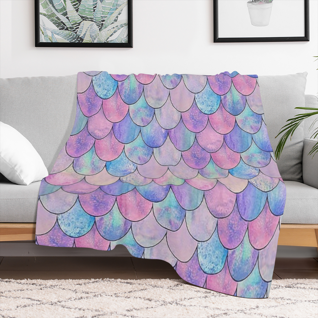 1pc Mermaid Scale Ombre Reversible Flannel Fleece Throw Blanket, Soft Knit Microfiber Multifunctional All-Season Bed Sofa Decorative Blanket with Machine Washable Digital Print