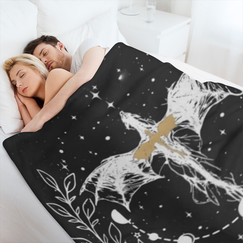 Basgiath Empyrean War College Dragon Fourth Rider Wing Throw Blanket Ultra- Soft 100 Polyester Flannel Black & White Fantasy Design with Celestial Motifs Ideal for Reading Nooks & Gifts All- Season Co