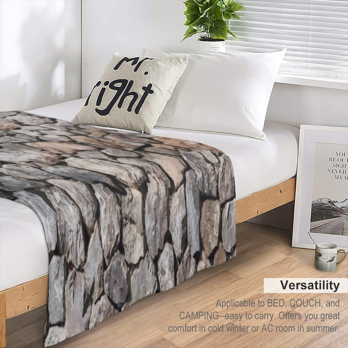 A Cozy Fleece Blanket Featuring a Stone Texture Pattern, Stylish, Soft, And Warm, Making It a Versatile Gift Suitable for All Seasons. Perfect for Use on Sofas, Beds, in The Office, And While Travelin