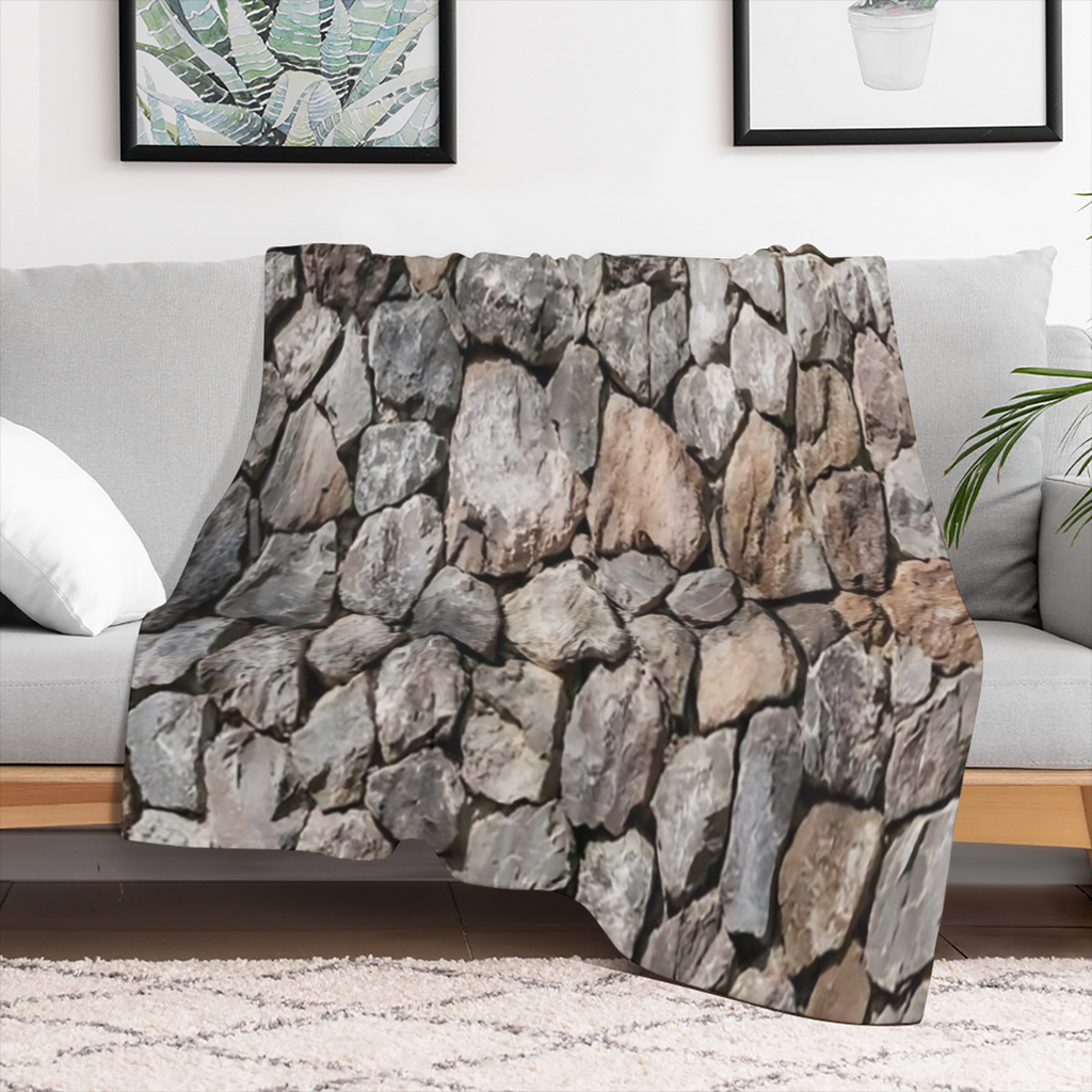 A Cozy Fleece Blanket Featuring a Stone Texture Pattern, Stylish, Soft, And Warm, Making It a Versatile Gift Suitable for All Seasons. Perfect for Use on Sofas, Beds, in The Office, And While Travelin
