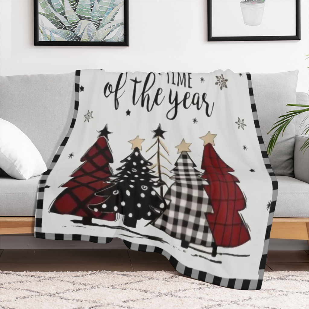 1pc Cozy Christmas Tree Flannel Blanket - Plush Knit Polyester Fiber, All- Season Versatile Throw for RV, Home, Office, Bed, Camping - Festive Holiday Decor Gift