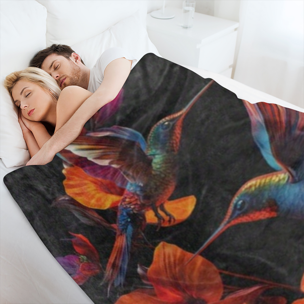 Cozy Hummingbird & Floral Print Blanket - Soft, Warm Polyester Throw for Home, Office, Travel & Camping