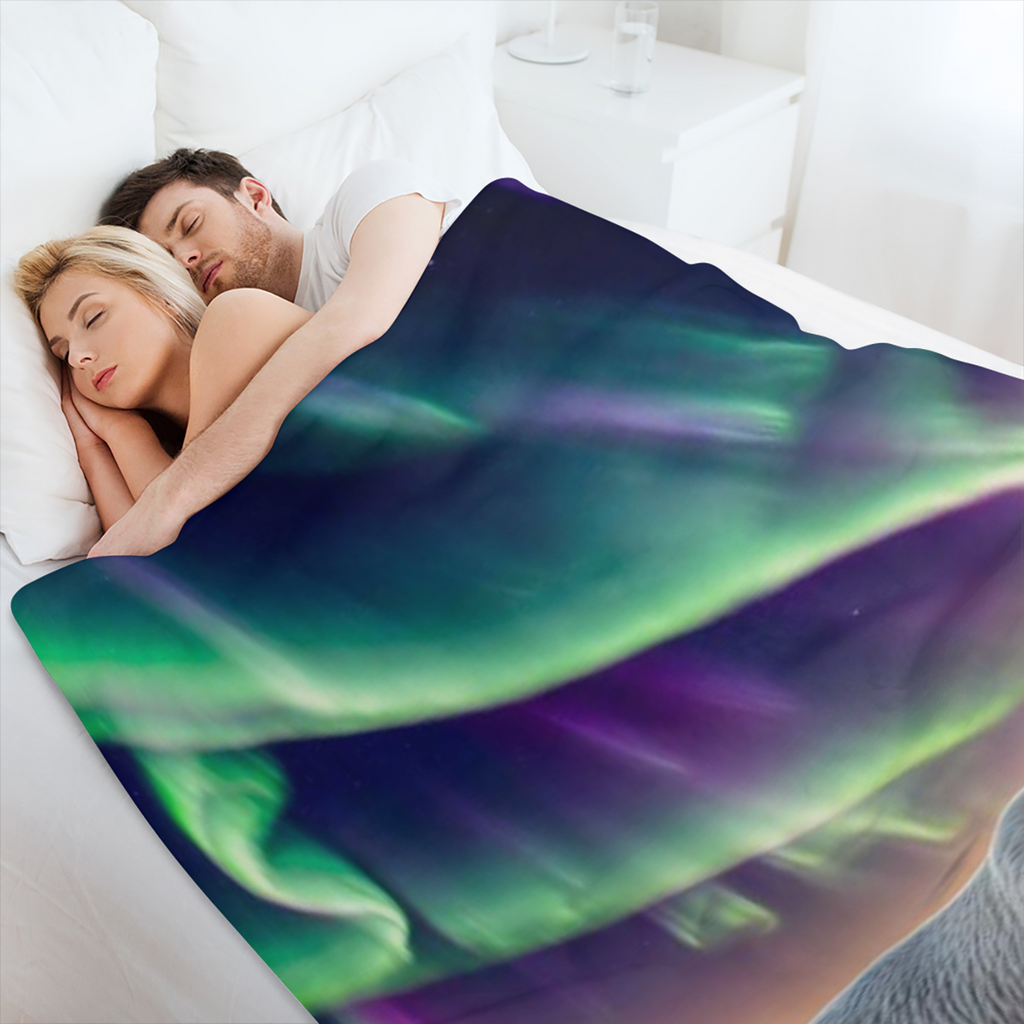 Aurora Over Polar Bears B6451400 Flannel Fleece Throw Blanket - Soft, Breathable & Absorbent Digital Print Contemporary Style for Living Room, Bedroom, Camping & Travel