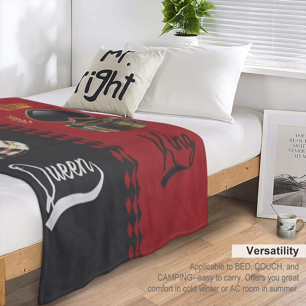 A queen and king themed plush blanket, geometric pattern, digital print, all seasons, modern style, knitted fabric, polyester, perfect for Valentine' s Day, birthdays, anniversaries - very comfortable