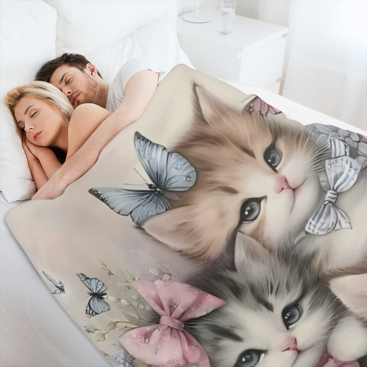 1pc Pearls Flowers With Three Elegant Kittens Cute Fun Print Flannel Blanket, Soft Warm Cozy Skin- friendly Machine Washable Blanket For Sofa Bed Car Camping Office Home Decor, Multipurpose Gift Blank