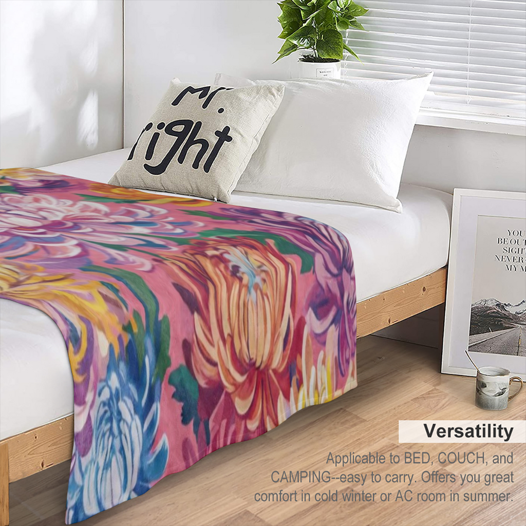 1pc Vintage Floral Print Flannel Throw Blanket - Soft Cozy and Warm Polyester Bedding for Sofa Bed Car Office Camping and Travel - All- Season Gift Blanket with Vibrant Flower Design Throw Blanket
