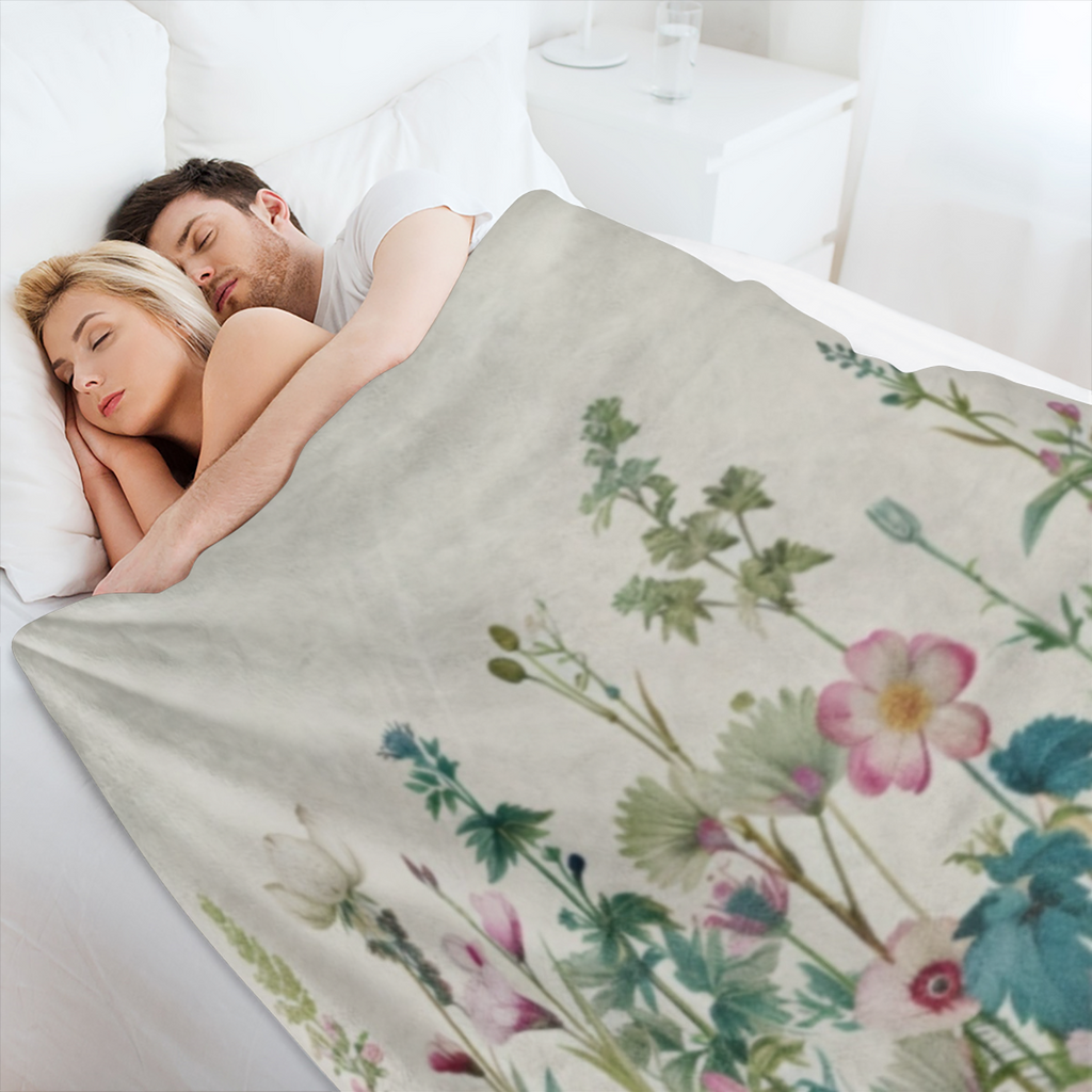 Comfort Vintage floral fleece blanket - soft, warm and lightweight for sofas, beds, offices and travel - all- season comfort and perfect gift choice