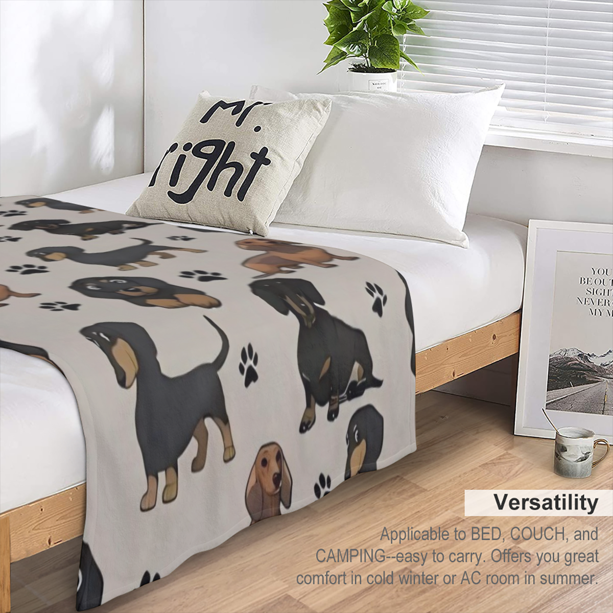 1pc Cute Dachshund with Dog Paws Printed Flannel Throw Blanket, Throw Blanket Sofa Blanket Bed Blanket, Suitable for Home Decoration Camping Travel Giveaway Gift