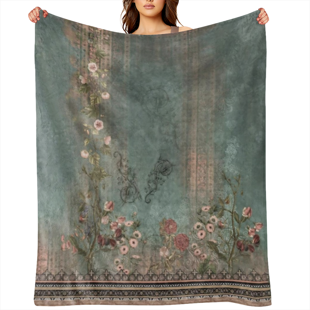 Comfortable floral and rattan printed flannel blanket - soft, warm and versatile for sofas, beds, cars, offices, camping and travel - the perfect gift for all seasons