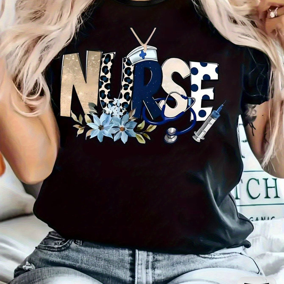 A Women'S Casual Summer Top with a Round Neckline, Featuring a Classic And Minimalist Design That Is Stylish And Versatile for Nurses.
